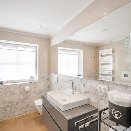 14 Mit Infrarotkabine بيت للعطل *