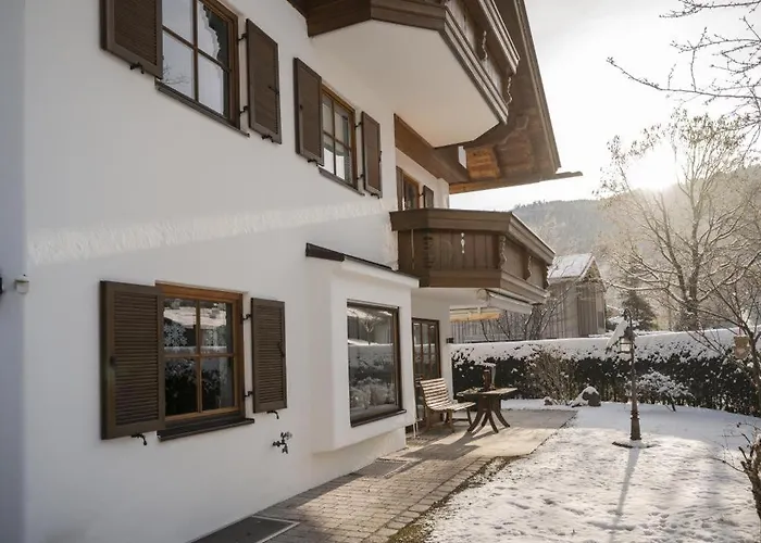 14 Mit Infrarotkabine