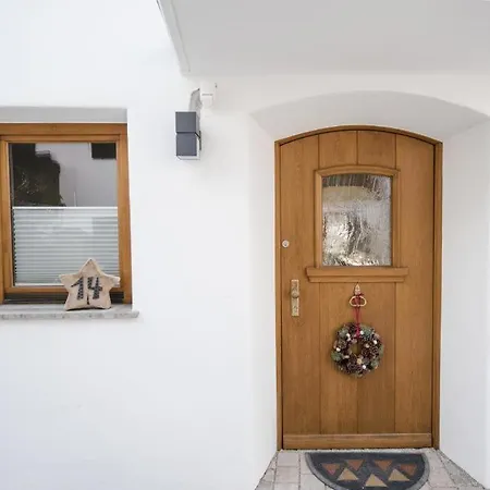 14 Mit Infrarotkabine