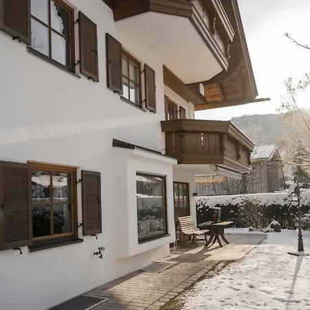 14 Mit Infrarotkabine