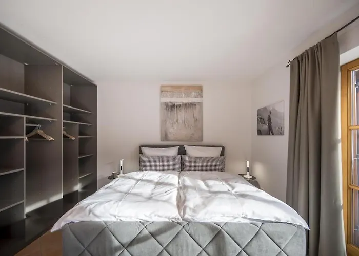 14 Mit Infrarotkabine